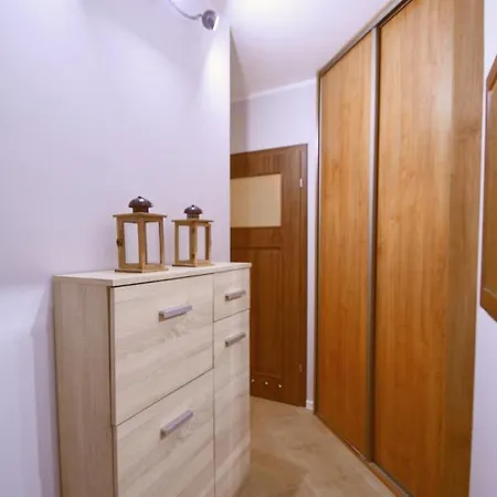 Chelmonskiego 13/6 Apartamento *